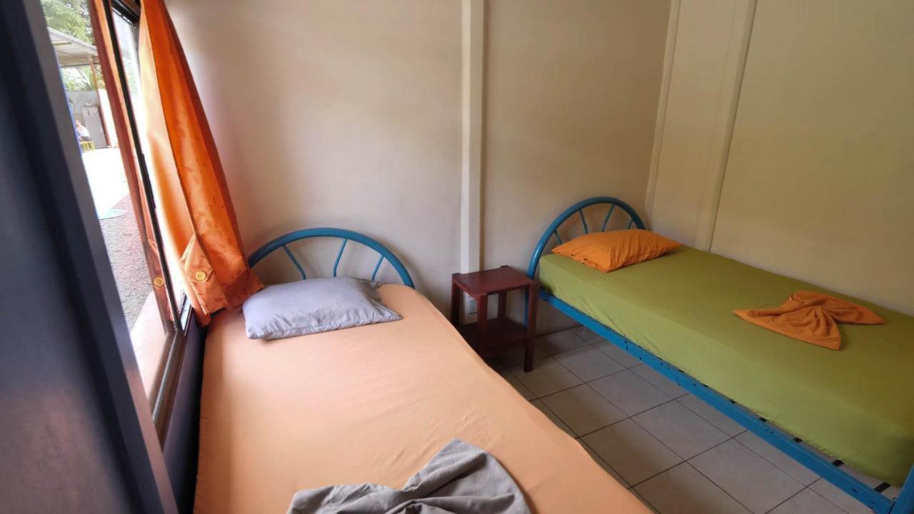 Kalunay Hostel Puerto Viejo de Talamanca Екстериор снимка
