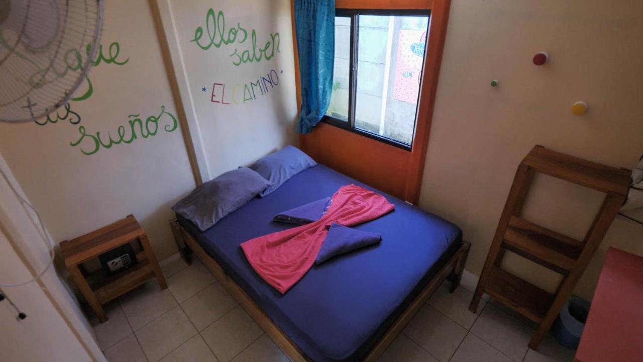 Kalunay Hostel Puerto Viejo de Talamanca Екстериор снимка